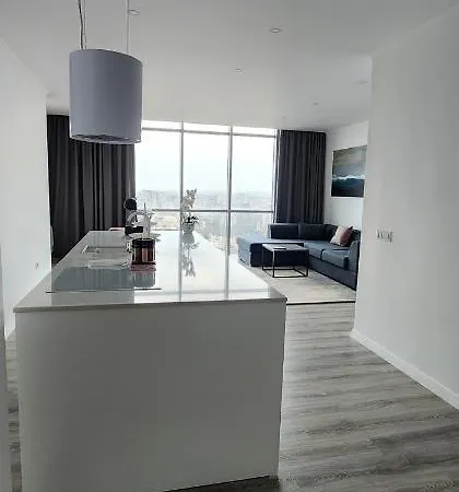 Apartment, Center & Close To The *