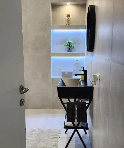 Apartment Apartment, Center & Close To The