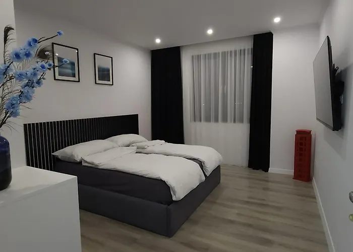 Apartment, Center & Close To The Durrës