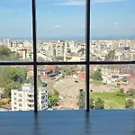 Apartment, Center & Close To The דירה *