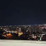 דירה Apartment, Center & Close To The דורס