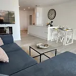 Apartment, Center & Close To The דירה דורס