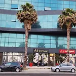 Apartment, Center & Close To The דירה דורס