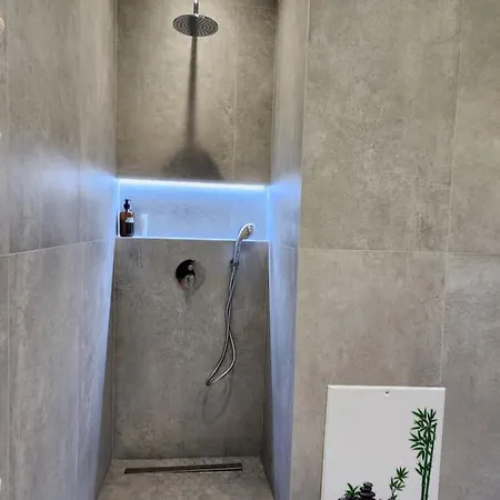 Apartment, Center & Close To The